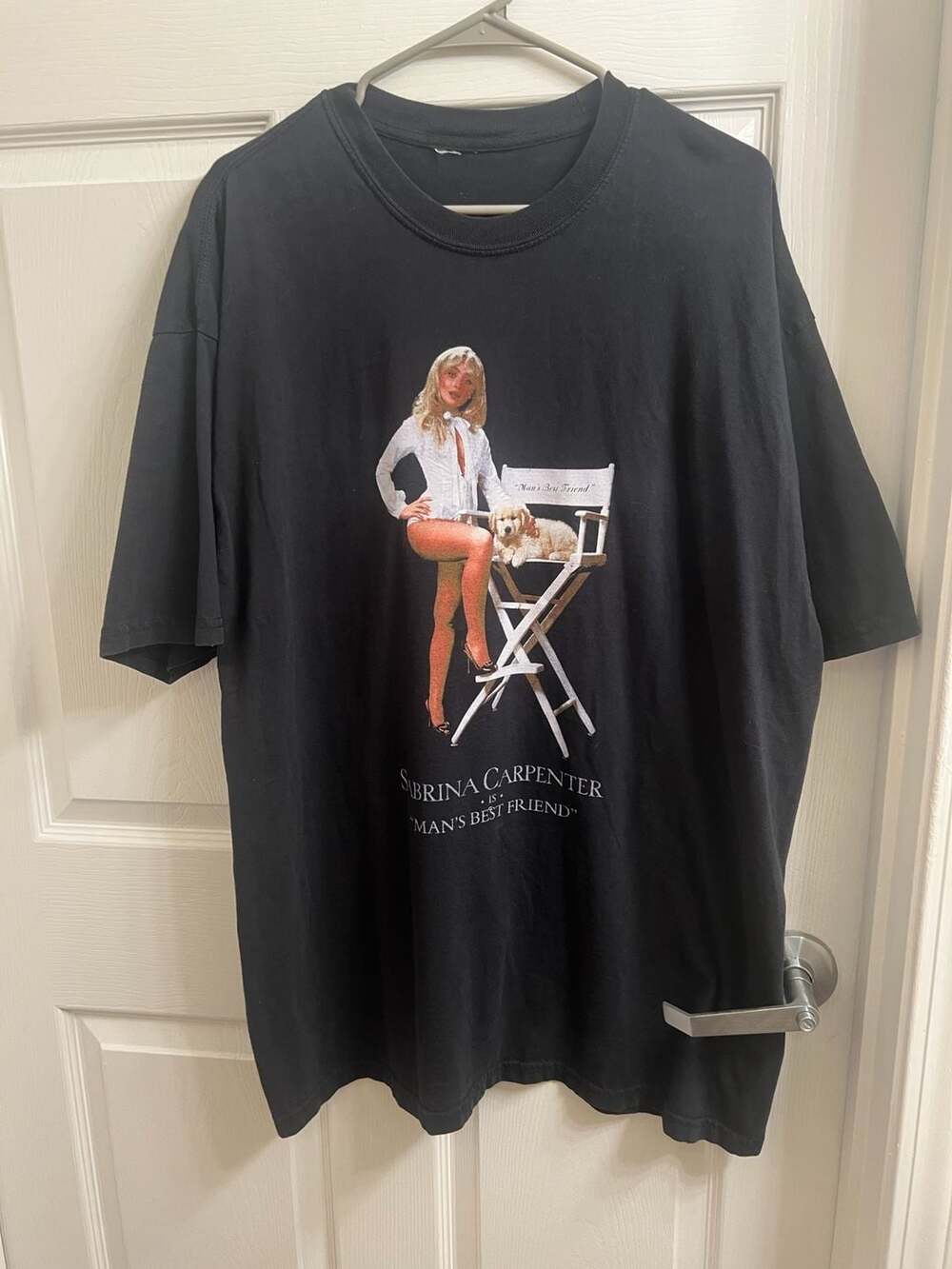 Sabrina Carpenter 'Man's Best Friend' Graphic Oversized Black Concert T-Shirt